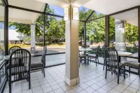 Econo Lodge South Hotels in Wake County