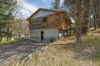 The Oak Grove Cabin