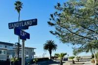 Heated Pool and Vibrant Dining Options - Cozy Beachside Retreat