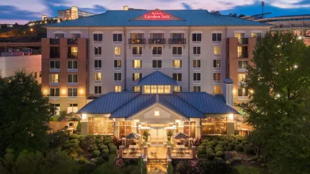 Holiday Inn & Suites Chattanooga Downtown