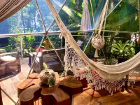 Faith Glamping Dome Costa Rica Hotels in Manzanillo