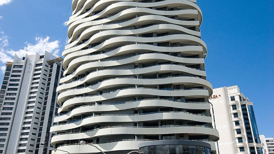 Wave Apartments Broadbeach