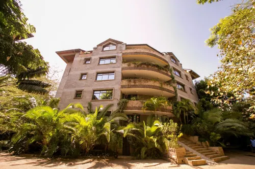 Kates Apartments