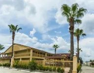 Downtowner Inn and Suites - Houston