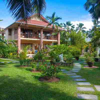 Hotel le Duc de Praslin Hotel Exterior