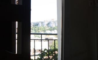 Pella Inn Hostel