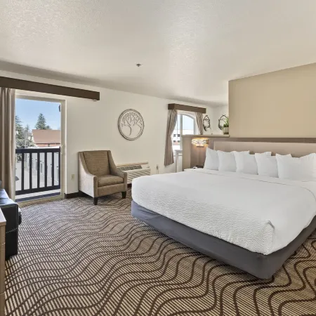 Sandpoint Hotel & Suites Downtown