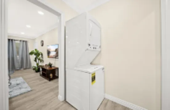 Cozy & Serene ~ 12Mins to Downtown La