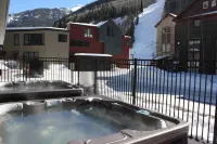 Cimarron Lodge 22 by AvantStay Ski-InSki-Out Property in Complex w Two Hot Tubs Permit12986