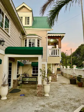 One South Place Hotel Отели рядом с достопримечательностью «The Belize Sign Monument»