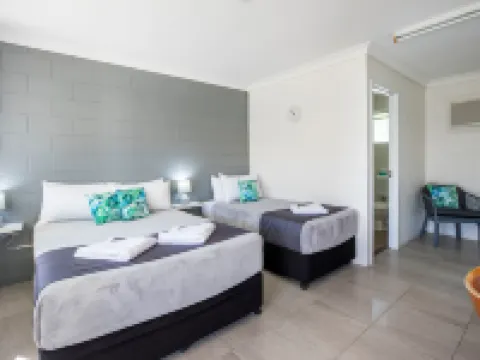 Banjo Paterson Motor Inn Hotels in Rosslea