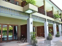 San Pita Hotel berhampiran Laluan Pejalan