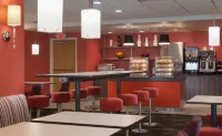 Livinn Hotel Cincinnati North/ Sharonville Hotels in Springdale