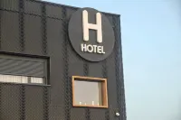 Hotel Iberum Juan Pablo II Park 주변 호텔