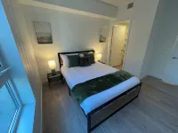 Modern Retreat in Koreatown Hotels in South Pasadena