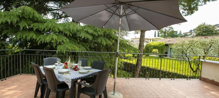 Villa Alberti 900m from Garda Lake Ξενοδοχεία στην πόλη Salo