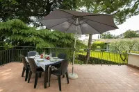 Villa Alberti 900m from Garda Lake