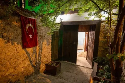 KÜRKÇÜ Konak فنادق في 