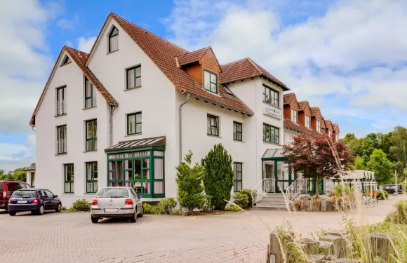 茨維考摩澤爾加尼酒店