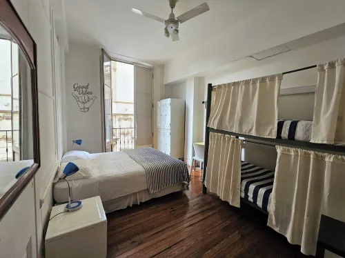 BA Stop Hotel House