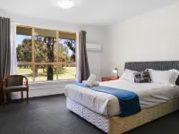 Golf Place Inn Wollongong Hotels in Primbee