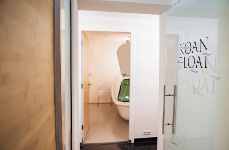 Ambassade Hotel photo 4