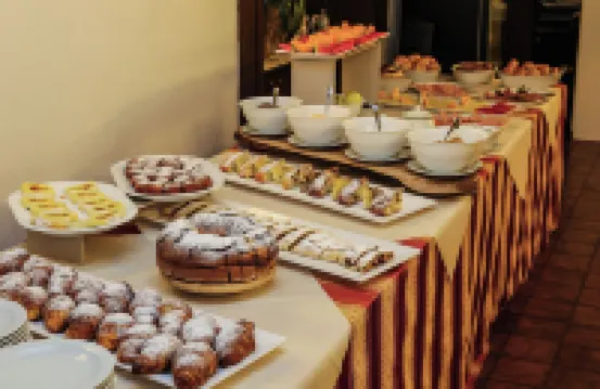 REGINA DEL BOSCO酒店