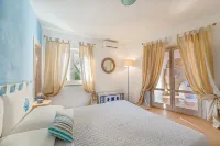 VILLA LE ROCCE