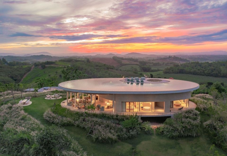 살라 카오야이 인피니티 풀