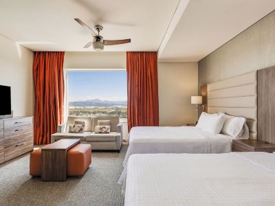 Fiesta Inn Suites Aeropuerto del Bajío