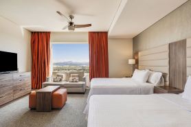 Fiesta Inn Suites Aeropuerto del Bajío