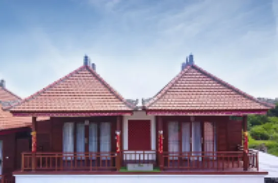 Lembongan Cempaka Villa & Restaurant Hotels near Nusa Lembongan