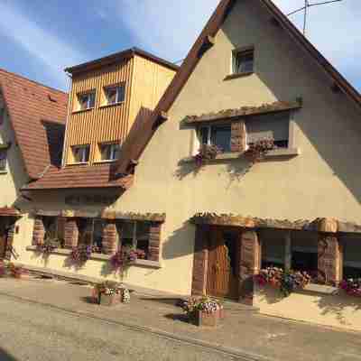 Hôtel Restaurant la Couronne by K Hotel Exterior