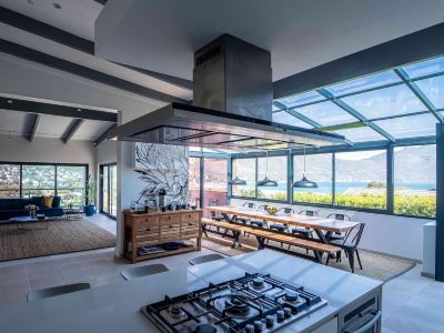 Hout & about Guest House