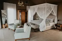 Kifaru Luxury Lodge & Bush Camp Hotels in 
