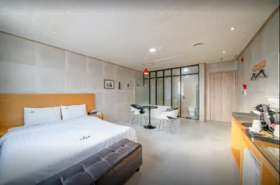 Gosung Zaza Hotel
