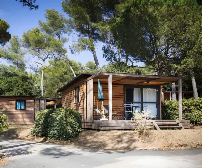 Citykamp d'Aix-en-Provence فنادق في Le Tholonet