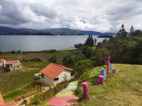 CABAÑAS Villas Del Lago Hotels in Tota