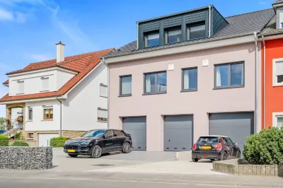 Stylish 2Br Getaway in Bivange Roeser