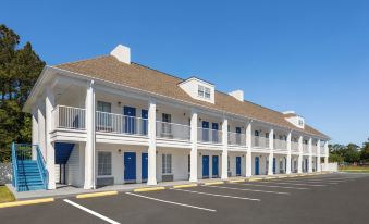 Baymont by Wyndham Brunswick GA