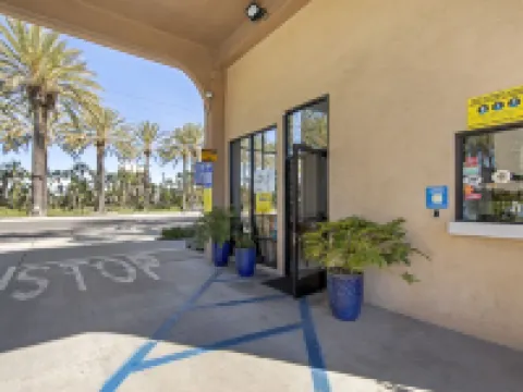 アナハイム ディスカバリー イン & スイーツ アナハイムのホテル