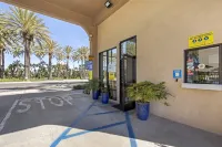 Anaheim Discovery Inn and Suites