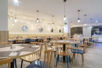 R2 バイア コンティキ ビーチ アパートメンツ - 朝食