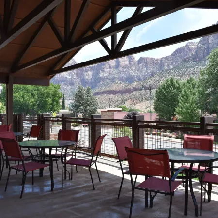 Zion Canyon Lodge