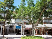 Mantra French Quarter Noosa Hotels near Noosa Junction