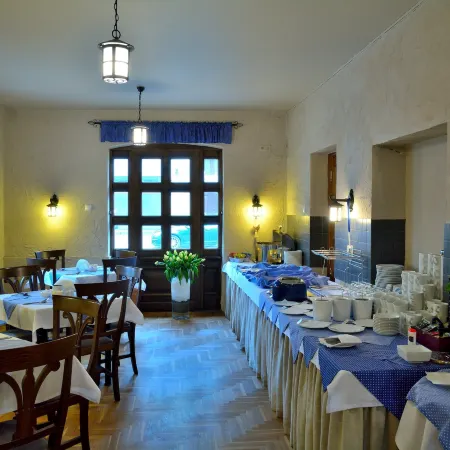 Nobilton Hotel Отели рядом с достопримечательностью «Галерея Артемис»