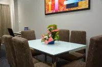 Ratsun Nadi Airport Apartment Hotel