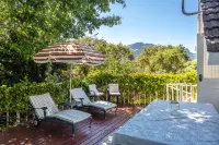 Little House Villa - Pensions