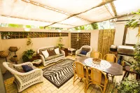 Eden Rose Manor B&B Hôtels à : Umdloti