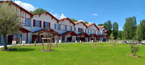 Résidence Néméa le Domaine d'Uhaina Hotels in Hendaye